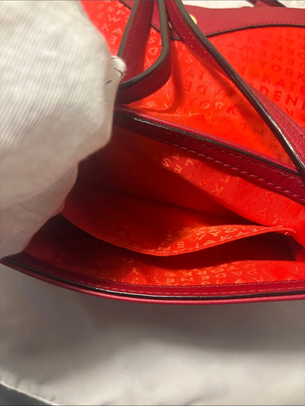 EUC Kate Spade Dynasty Red Leather Aster Montrose Avenue Bow Crossbody Bag